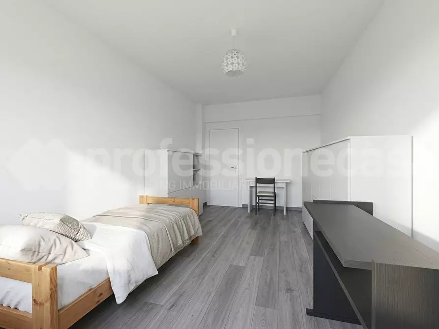 Immagine 5 di Appartamento in vendita  a Pisa