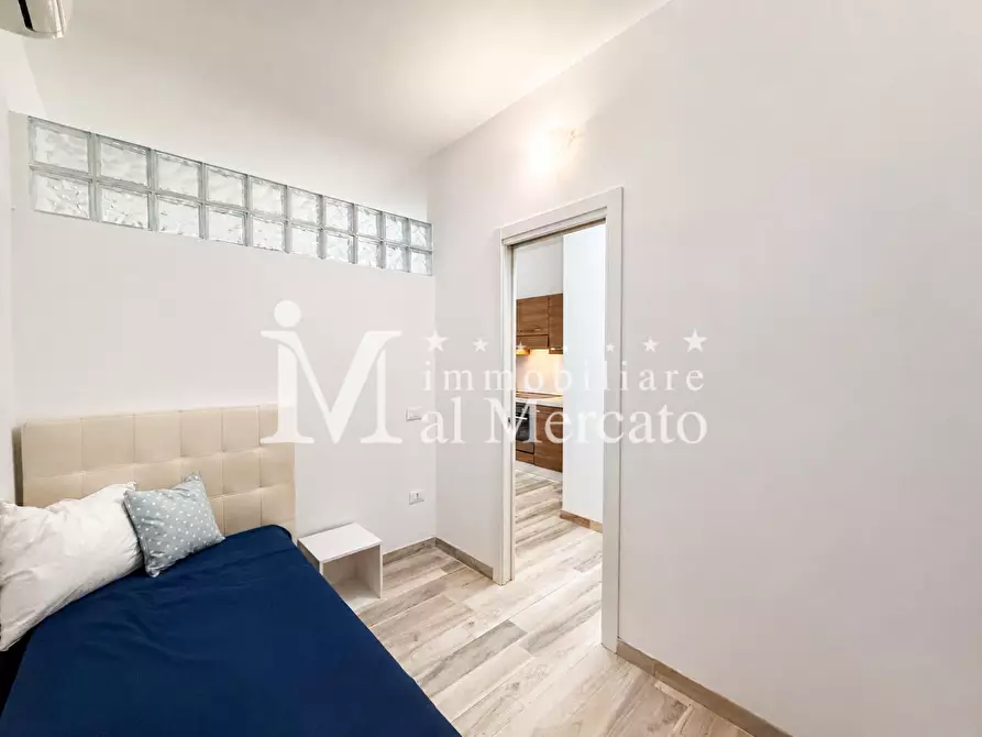 Immagine 14 di Appartamento in vendita  a Viareggio