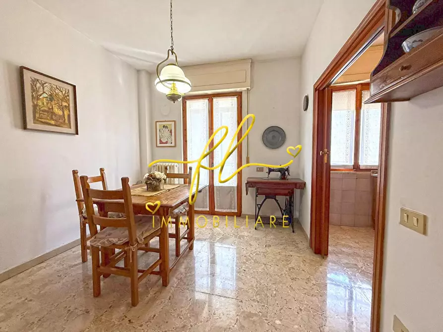 Immagine 14 di Appartamento in vendita  a Cecina