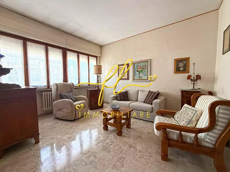 Immagine 7 di Appartamento in vendita  a Cecina