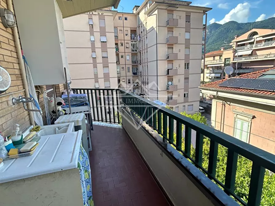 Immagine 10 di Appartamento in vendita  a Massa