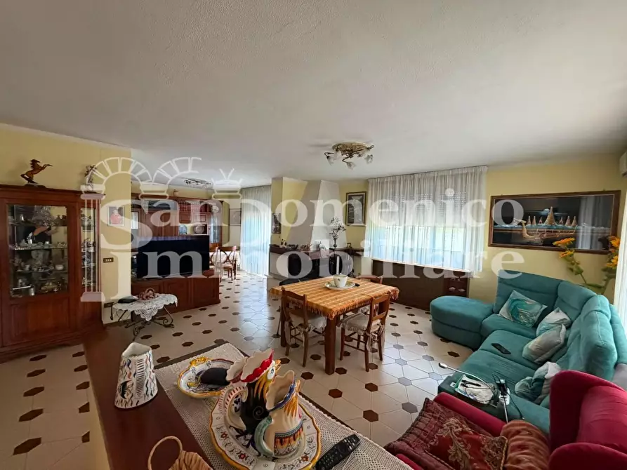 Immagine 7 di Casa indipendente in vendita  a Pisa