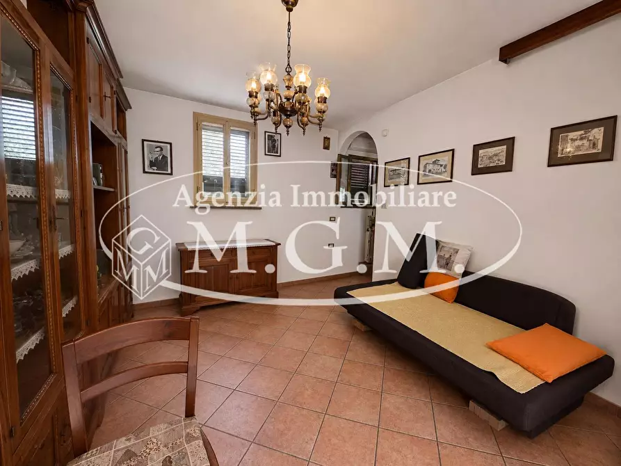 Immagine 16 di Casa indipendente in vendita  a Santa Maria A Monte