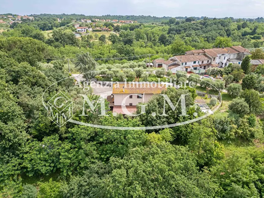 Immagine 11 di Casa indipendente in vendita  a Santa Maria A Monte