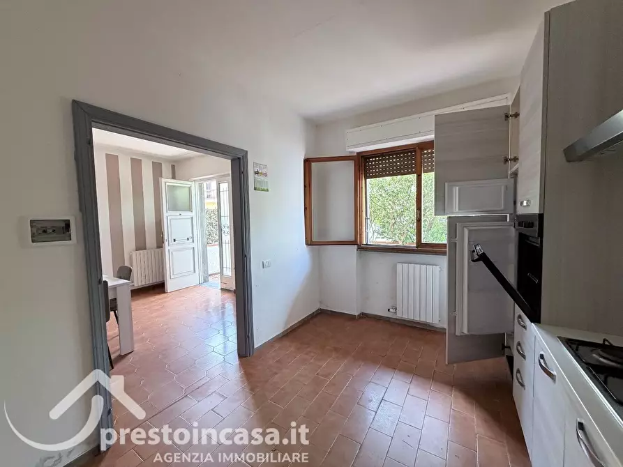 Immagine 4 di Casa quadrifamiliare in vendita  a Viareggio