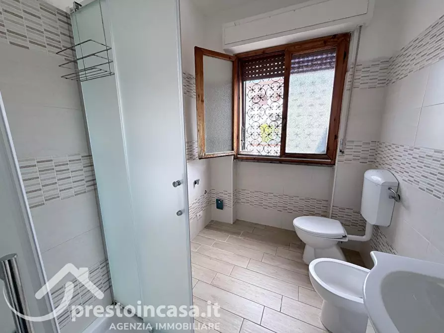 Immagine 12 di Casa quadrifamiliare in vendita  a Viareggio