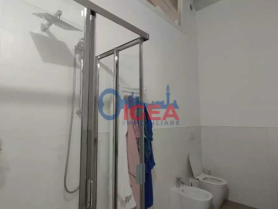 Immagine 18 di Appartamento in vendita  a Colle Di Val D'elsa