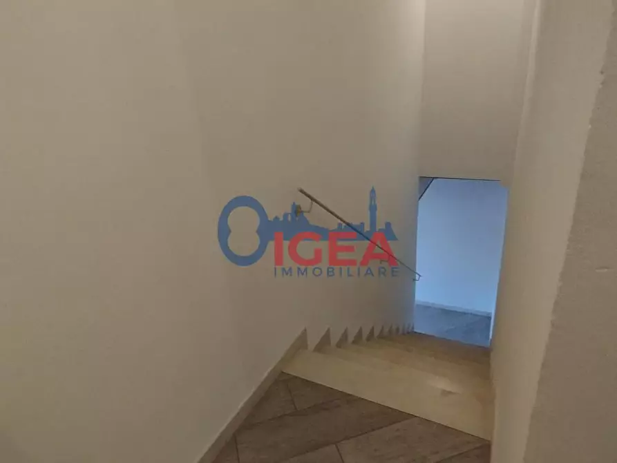 Immagine 16 di Appartamento in vendita  a Colle Di Val D'elsa