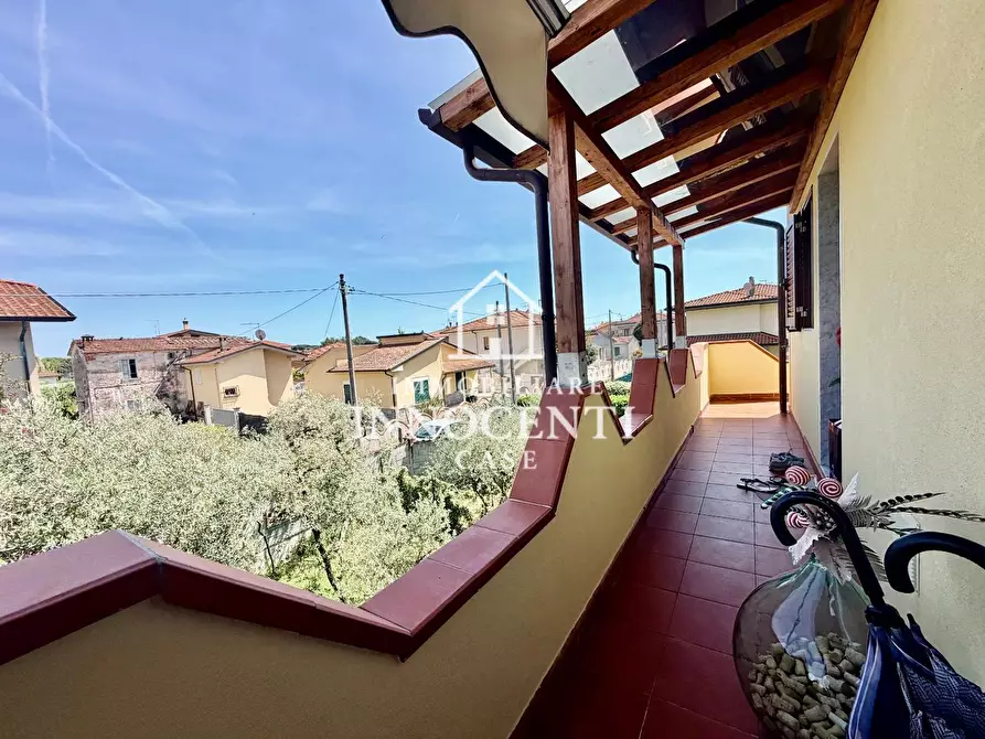 Immagine 14 di Casa bifamiliare in vendita  a Massa