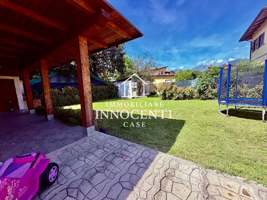 Immagine 35 di Casa bifamiliare in vendita  a Massa