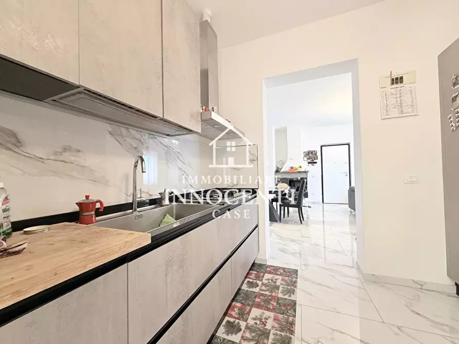 Immagine 15 di Casa bifamiliare in vendita  a Massa
