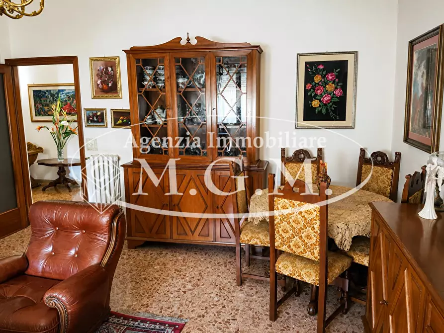 Immagine 2 di Appartamento in affitto  a Pontedera