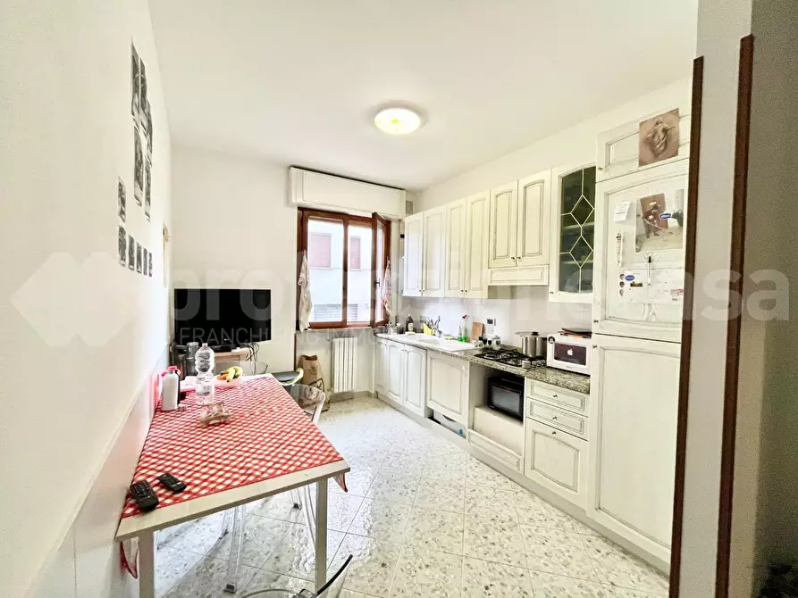 Immagine 6 di Appartamento in affitto  a Pisa