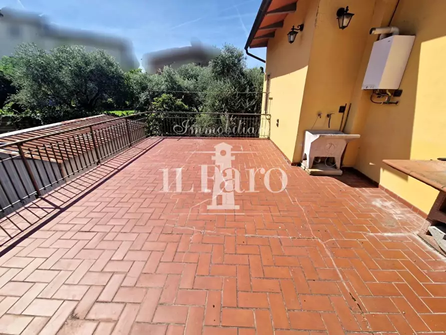 Immagine 1 di Terratetto in vendita  a Signa