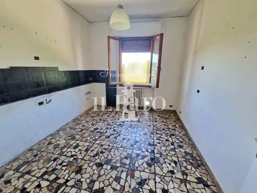 Immagine 34 di Terratetto in vendita  a Signa