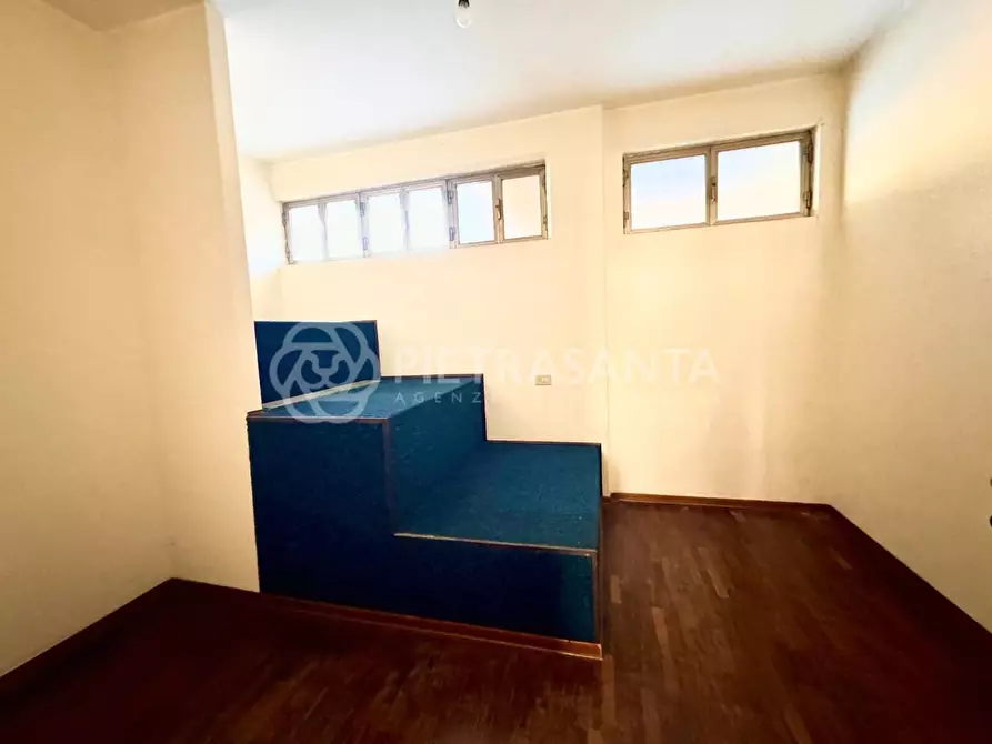 Immagine 4 di Appartamento in vendita  a Pietrasanta