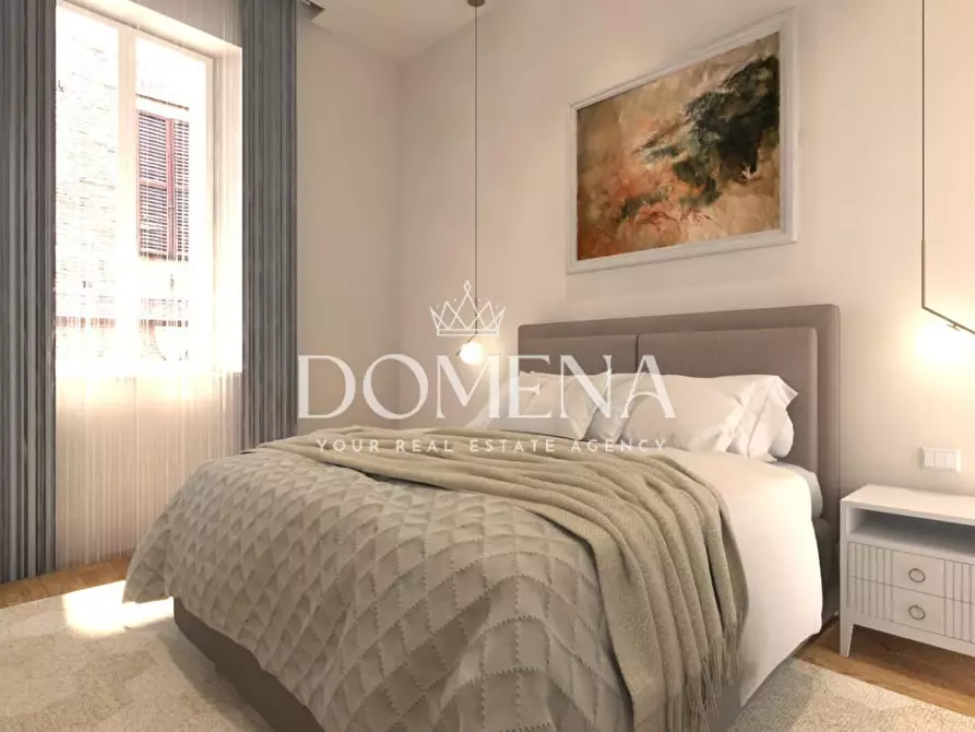 Immagine 8 di Appartamento in vendita  a Siena