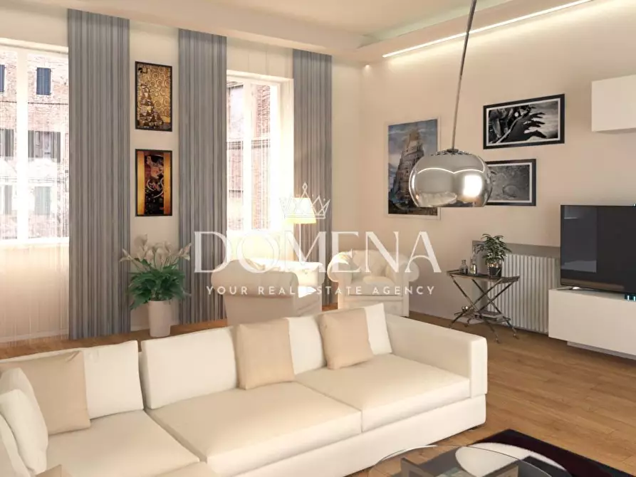 Immagine 12 di Appartamento in vendita  a Siena