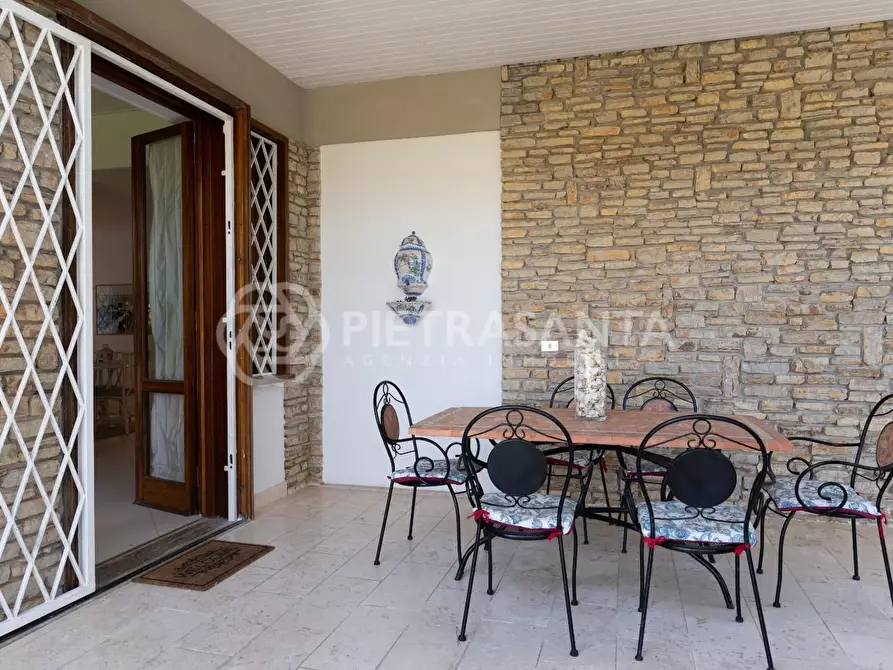 Immagine 46 di Villa in vendita  a Camaiore