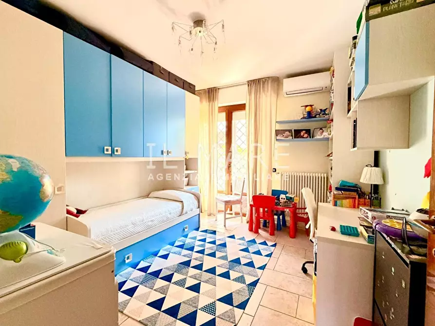 Immagine 12 di Appartamento in vendita  a Massa