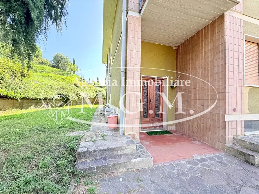 Immagine 20 di Casa bifamiliare in vendita  a Santa Maria A Monte