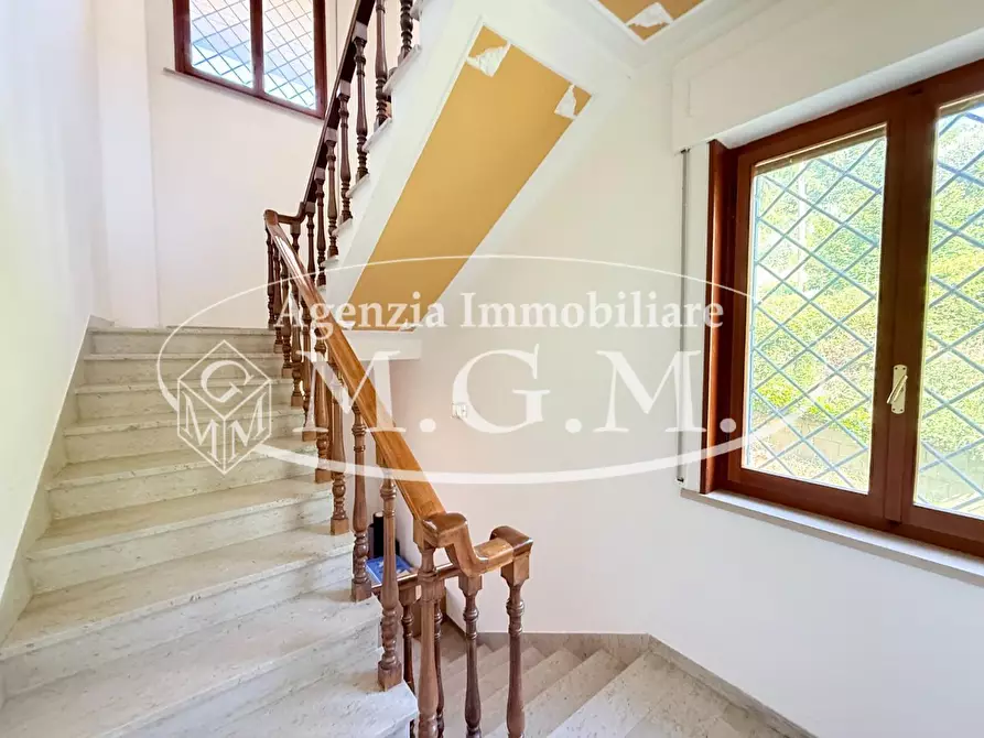 Immagine 18 di Casa bifamiliare in vendita  a Santa Maria A Monte