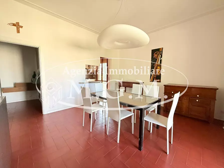 Immagine 2 di Casa bifamiliare in vendita  a Santa Maria A Monte
