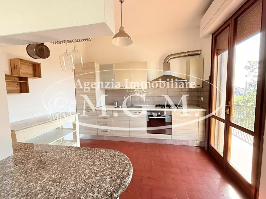 Immagine 4 di Casa bifamiliare in vendita  a Santa Maria A Monte