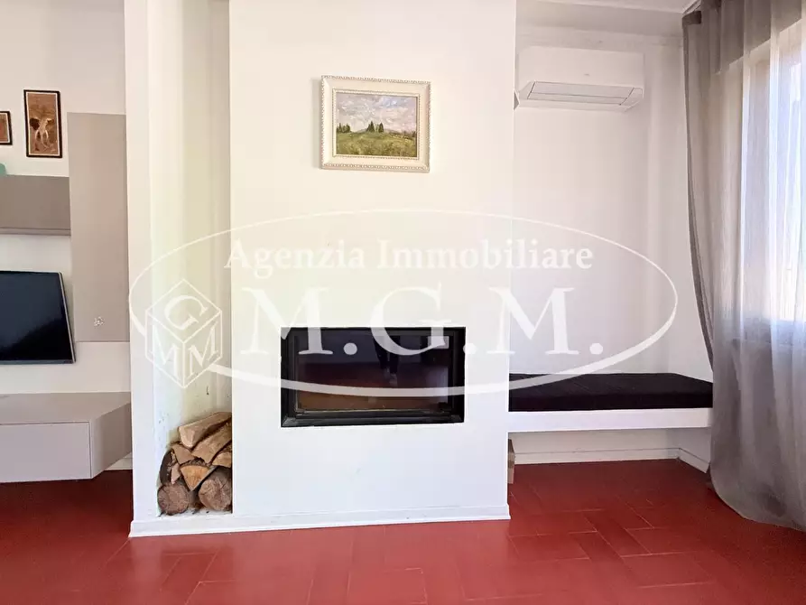 Immagine 11 di Casa bifamiliare in vendita  a Santa Maria A Monte