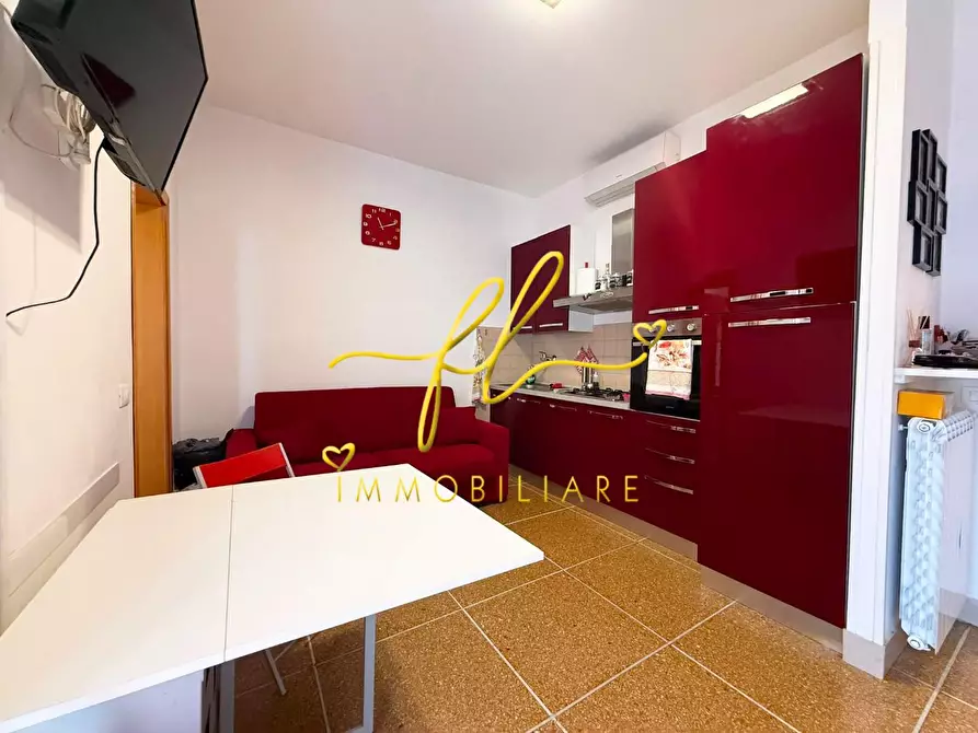 Immagine 6 di Appartamento in vendita  a Cecina