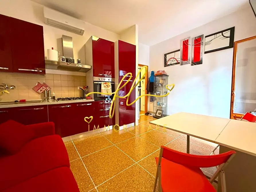 Immagine 1 di Appartamento in vendita  a Cecina
