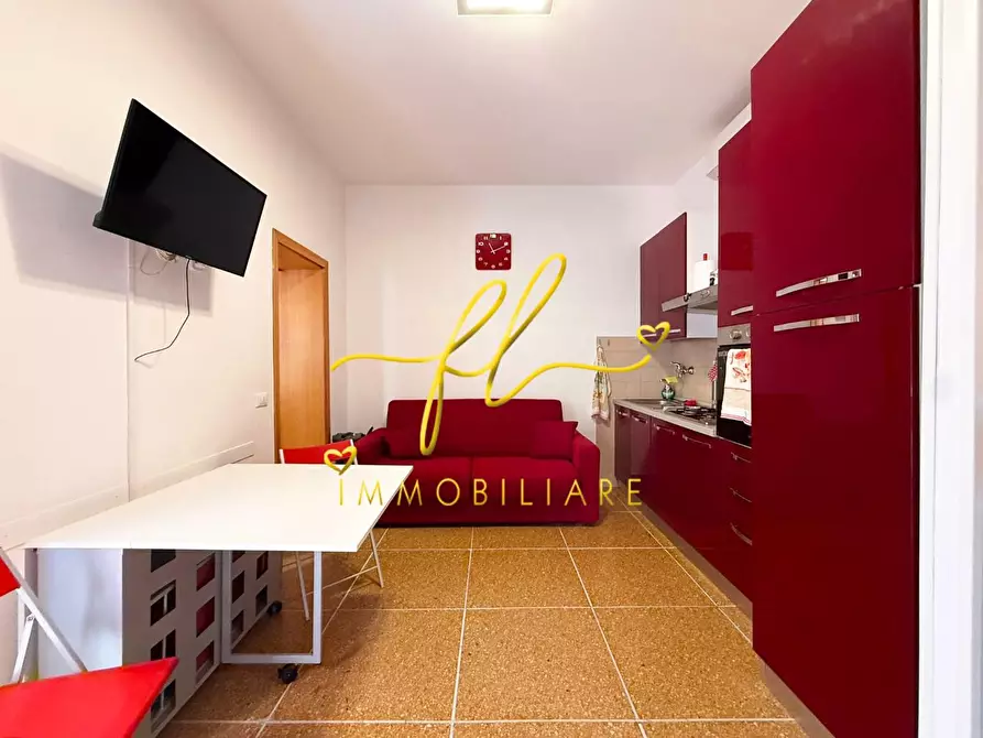 Immagine 5 di Appartamento in vendita  a Cecina