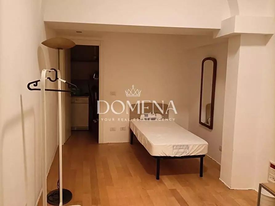 Immagine 24 di Appartamento in vendita  a Siena