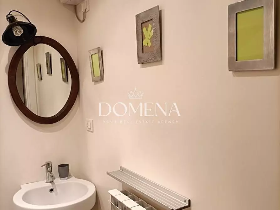 Immagine 19 di Appartamento in vendita  a Siena