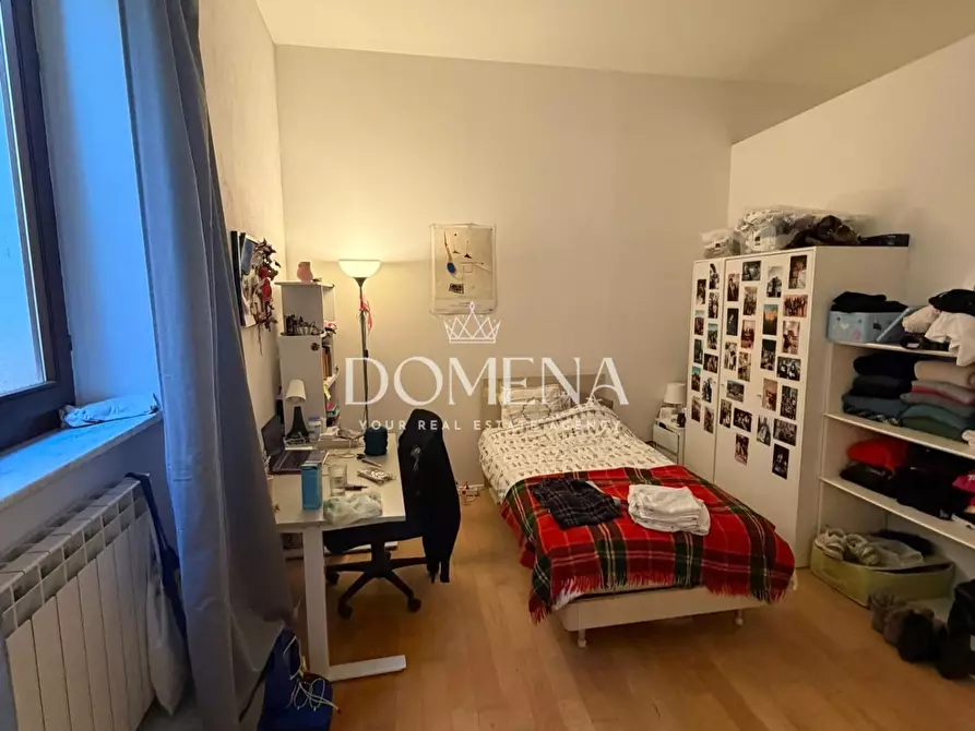 Immagine 6 di Appartamento in vendita  a Siena