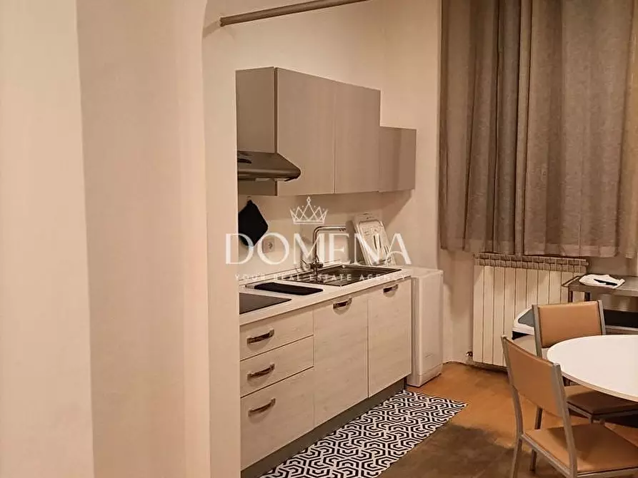 Immagine 26 di Appartamento in vendita  a Siena