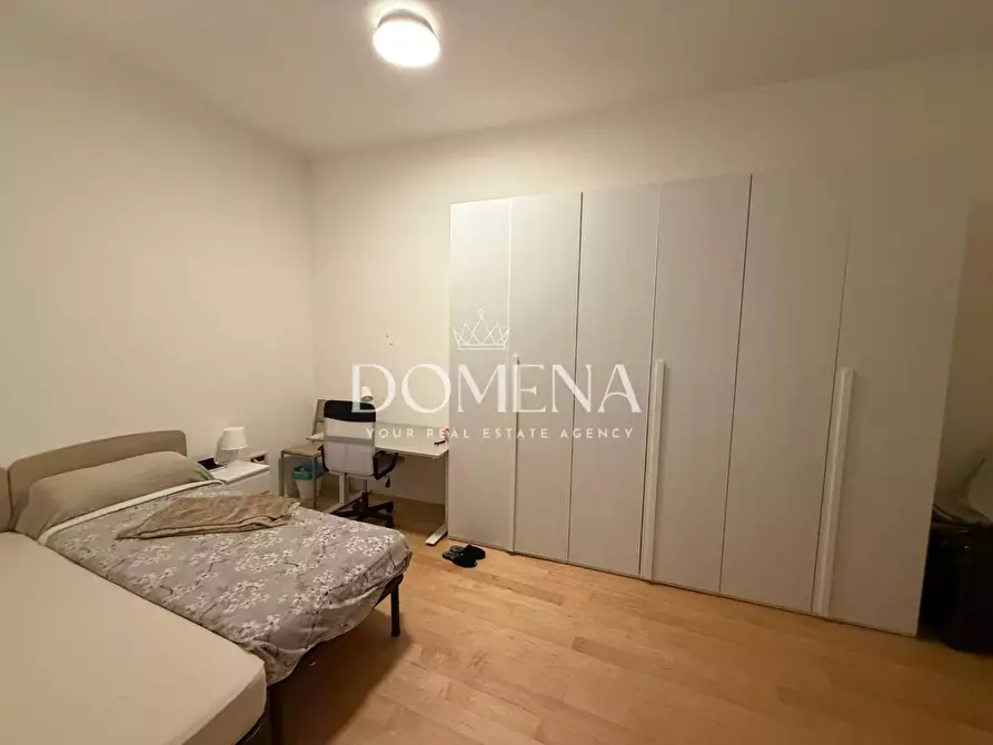 Immagine 3 di Appartamento in vendita  a Siena