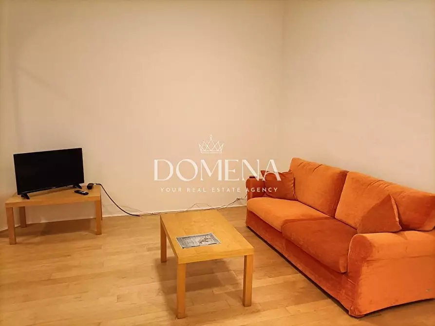 Immagine 29 di Appartamento in vendita  a Siena