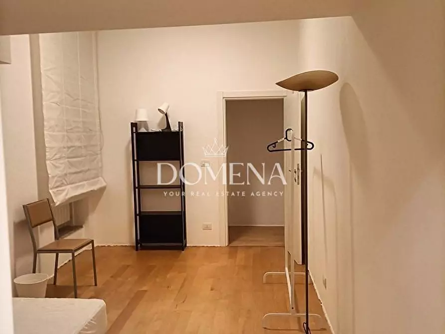 Immagine 23 di Appartamento in vendita  a Siena