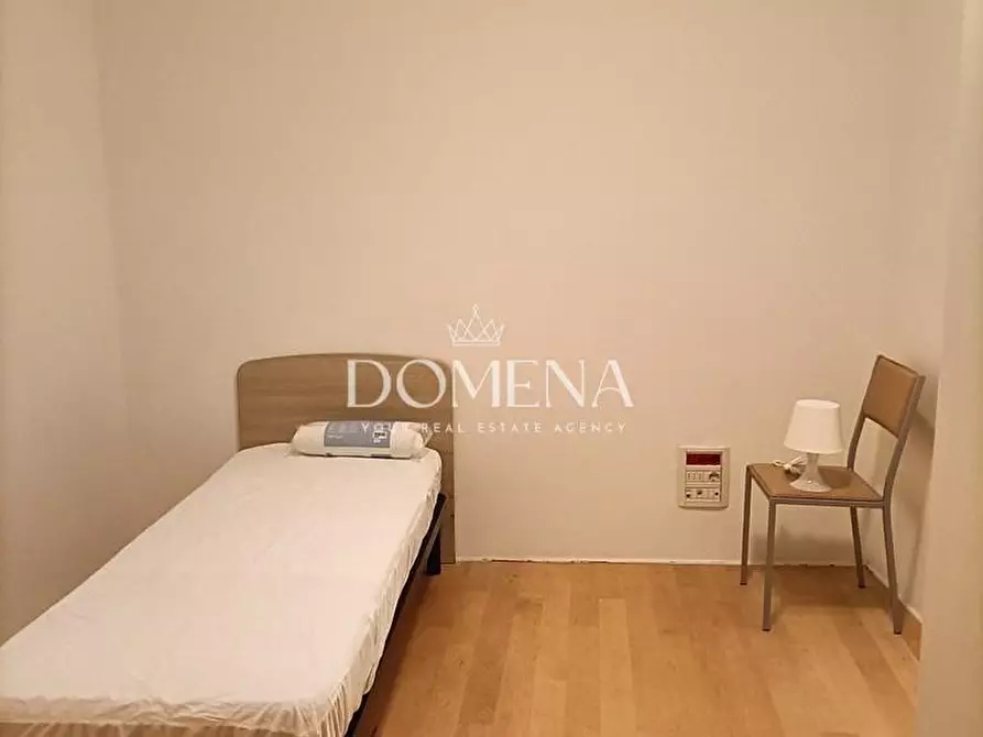 Immagine 31 di Appartamento in vendita  a Siena