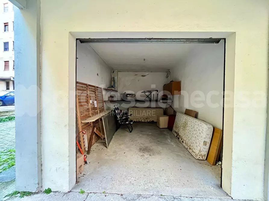 Immagine 25 di Appartamento in vendita  a Pisa