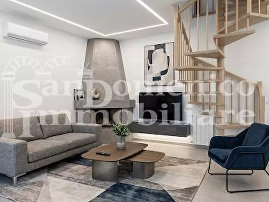 Immagine 2 di Villa in vendita  a Cascina