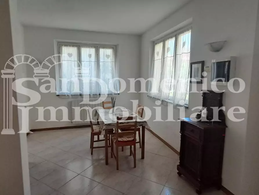 Immagine 7 di Villa in vendita  a Cascina
