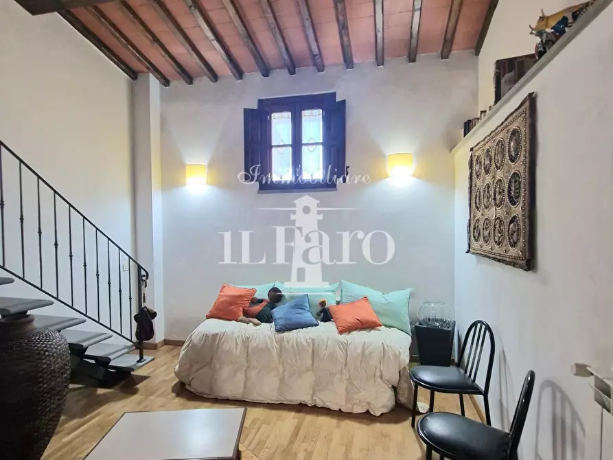 Immagine 30 di Appartamento in vendita  a Campi Bisenzio