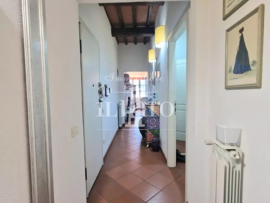 Immagine 15 di Appartamento in vendita  a Campi Bisenzio