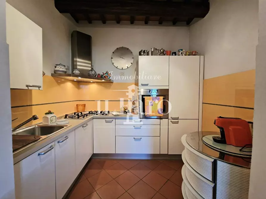 Immagine 8 di Appartamento in vendita  a Campi Bisenzio