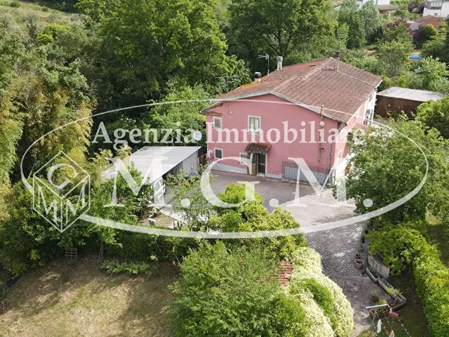 Immagine 1 di Porzione di casa in vendita  a Santa Maria A Monte