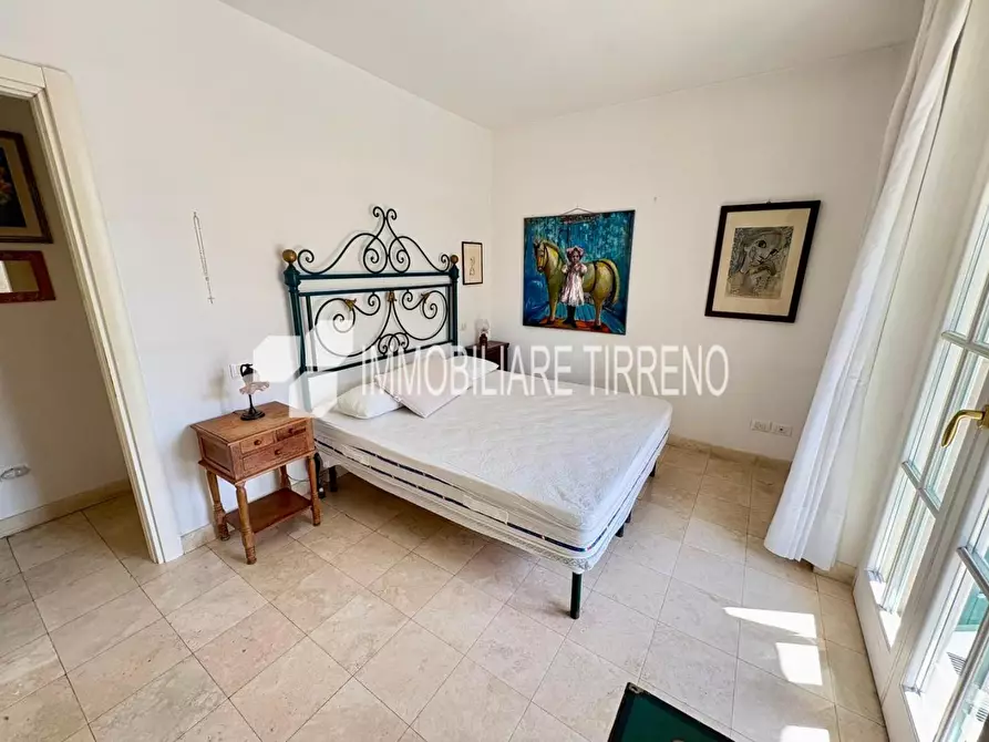 Immagine 13 di Appartamento in vendita  a Massa