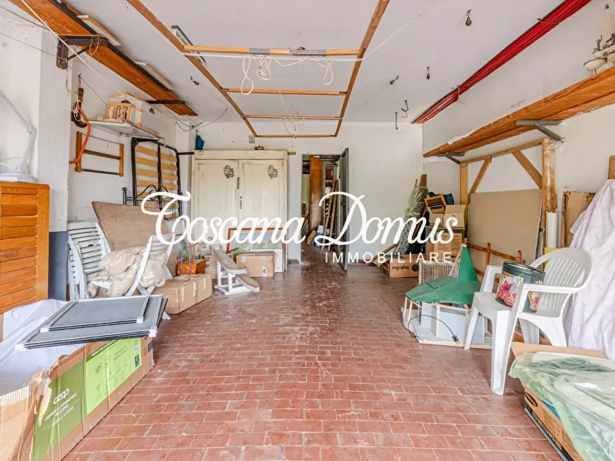 Immagine 49 di Appartamento in vendita  a Siena