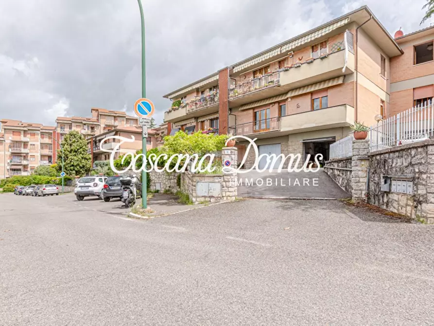 Immagine 54 di Appartamento in vendita  a Siena